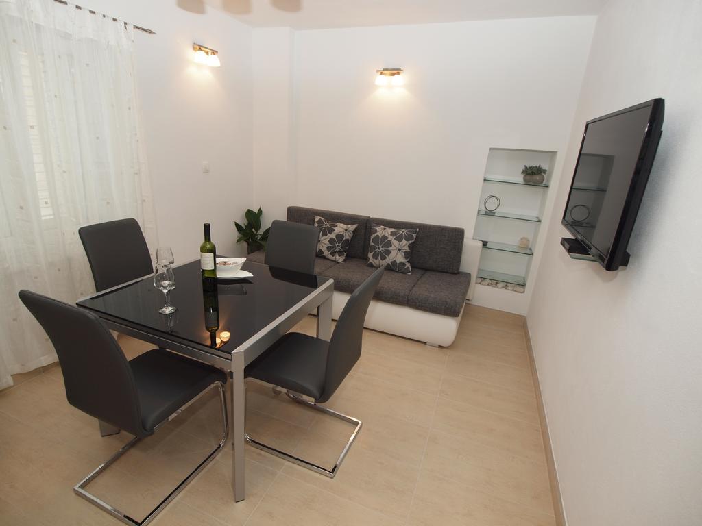 Apartments Karlo Makarska Dış mekan fotoğraf